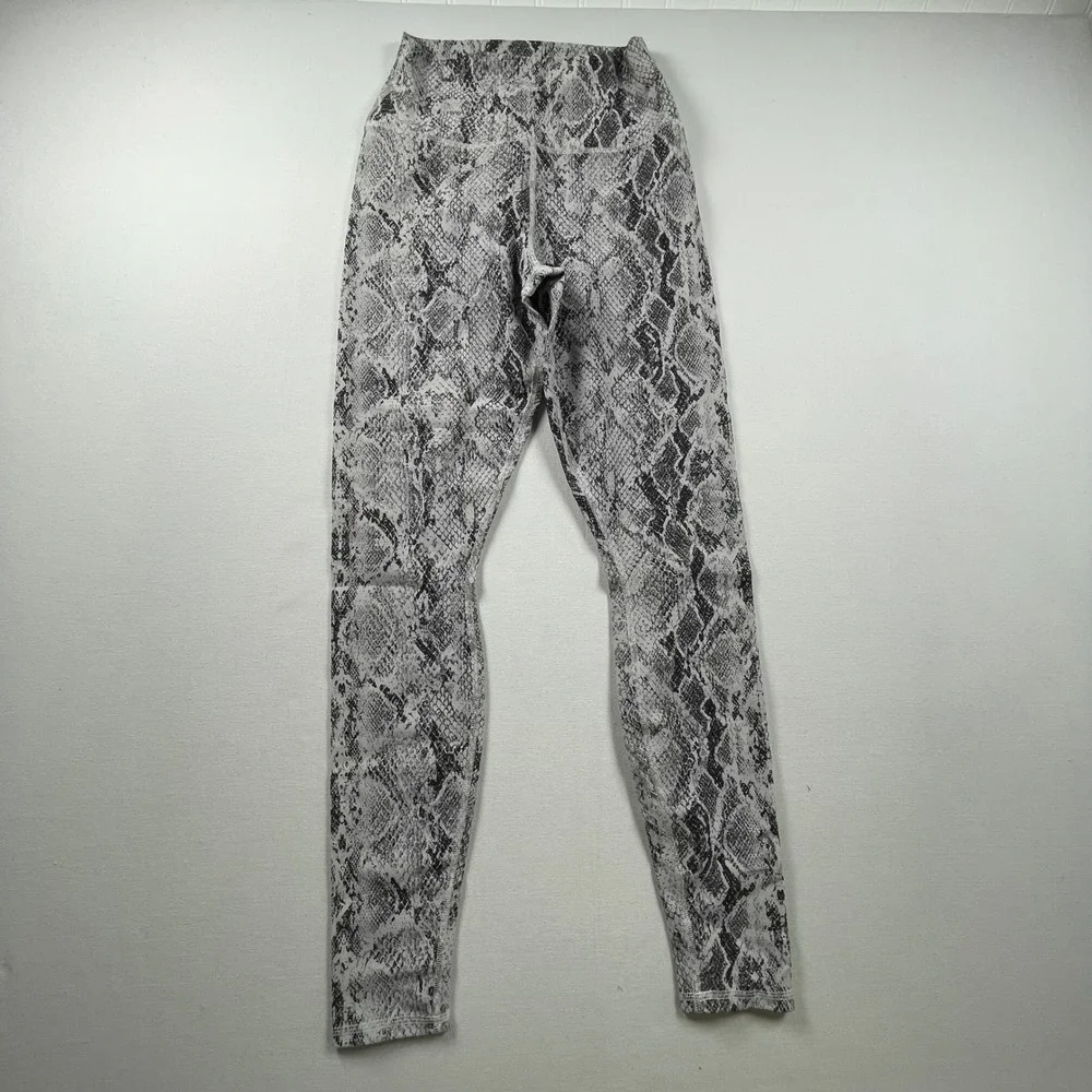 Alo Yoga Womens Airlift Grey Snakeskin High Waist Leggings Animal Print Size M